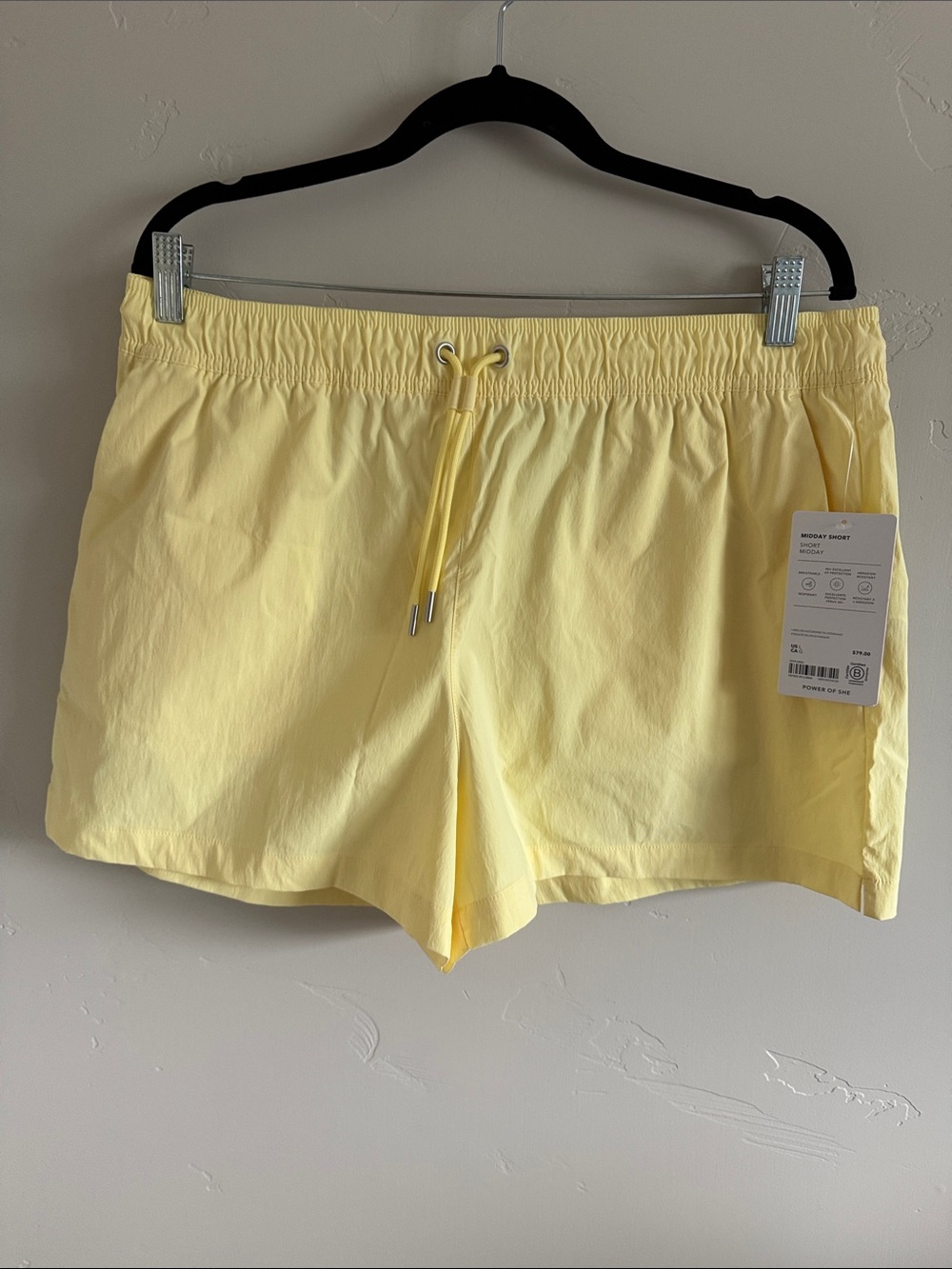 Butter yellow Athleta midday casual shorts
